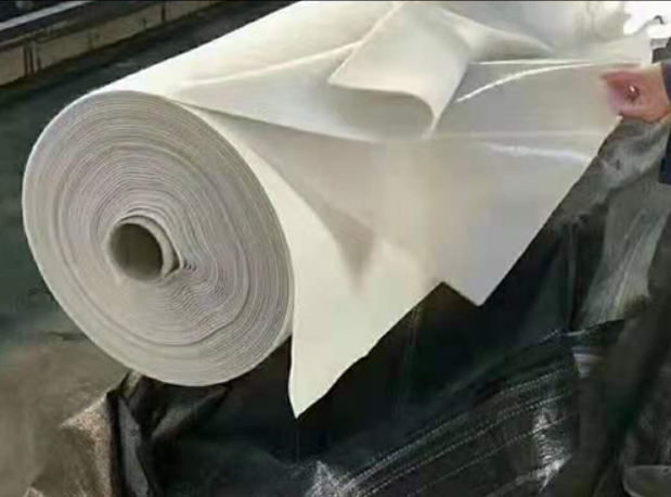 大连土工膜在工程防渗中的关键作用